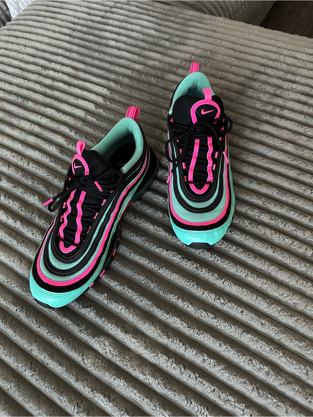 Men’s Nike Air Max sneakers - Picture 5 of 10